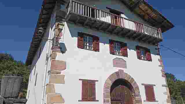 CASA AXULAR
