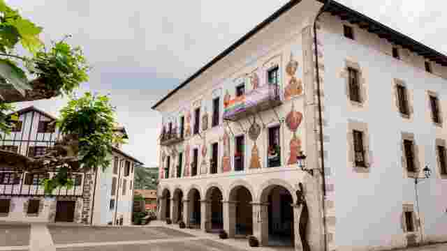 TOWN HALL
